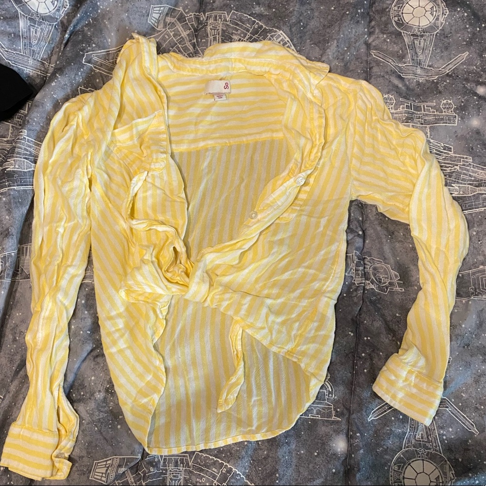 Yellow summer button up with tie